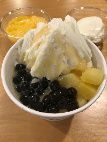 Hanji Sweet Tooth Vegan pineapple snow cream 